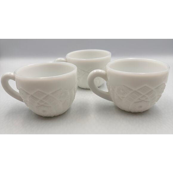 McKee White Milk Glass Thatcher Concord Punch Cup Mug 3pc Set - Picture 6 of 11